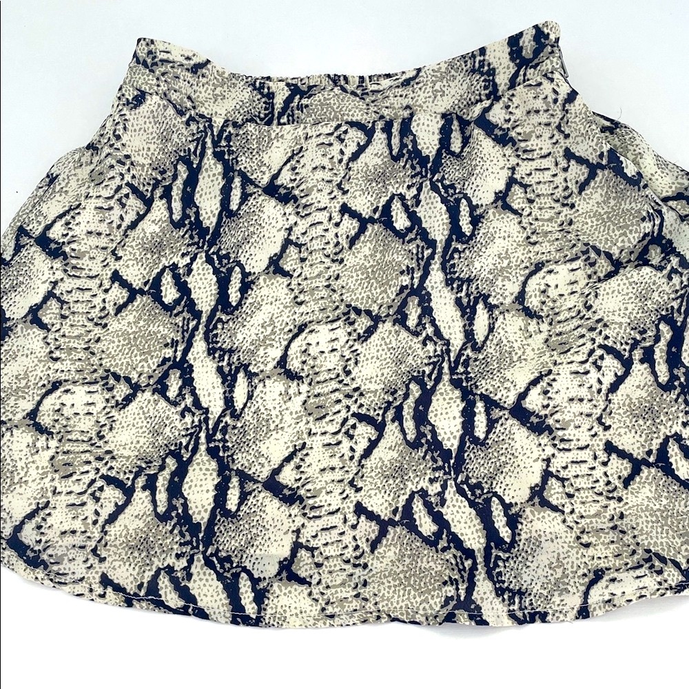TOBI Stylish Snake Print Skirt